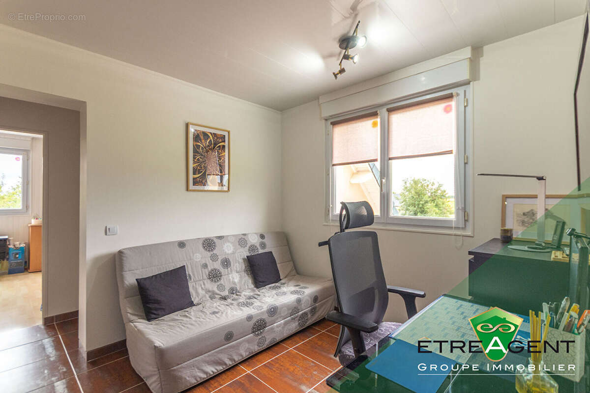Maison COLLANDRES QUINCARNON - 178 m² - 5 chambres - photo 11
