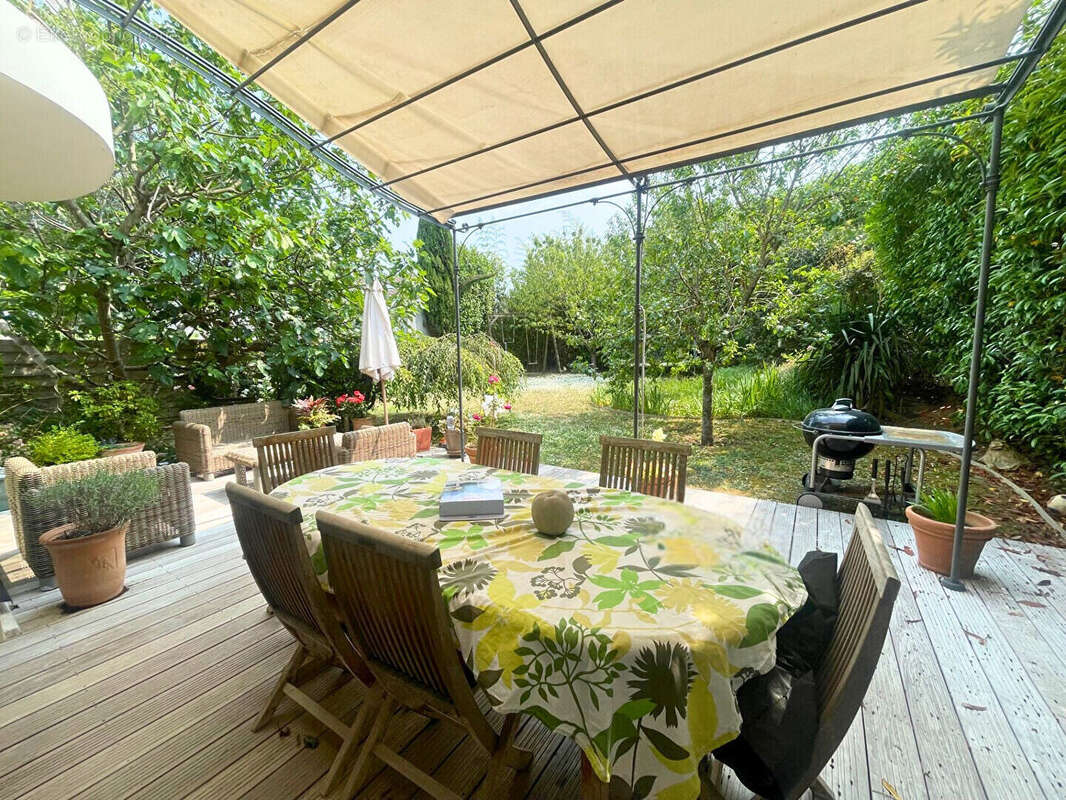 Maison à NEUILLY-PLAISANCE