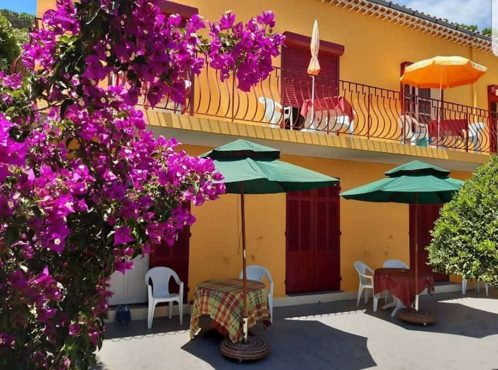 Maison à HYERES