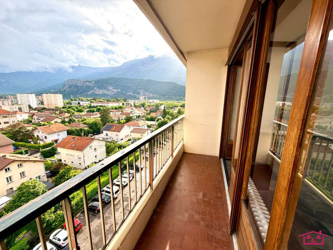 Appartement à ECHIROLLES