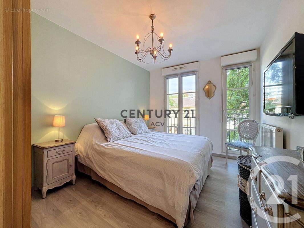 Appartement à MAISONS-ALFORT