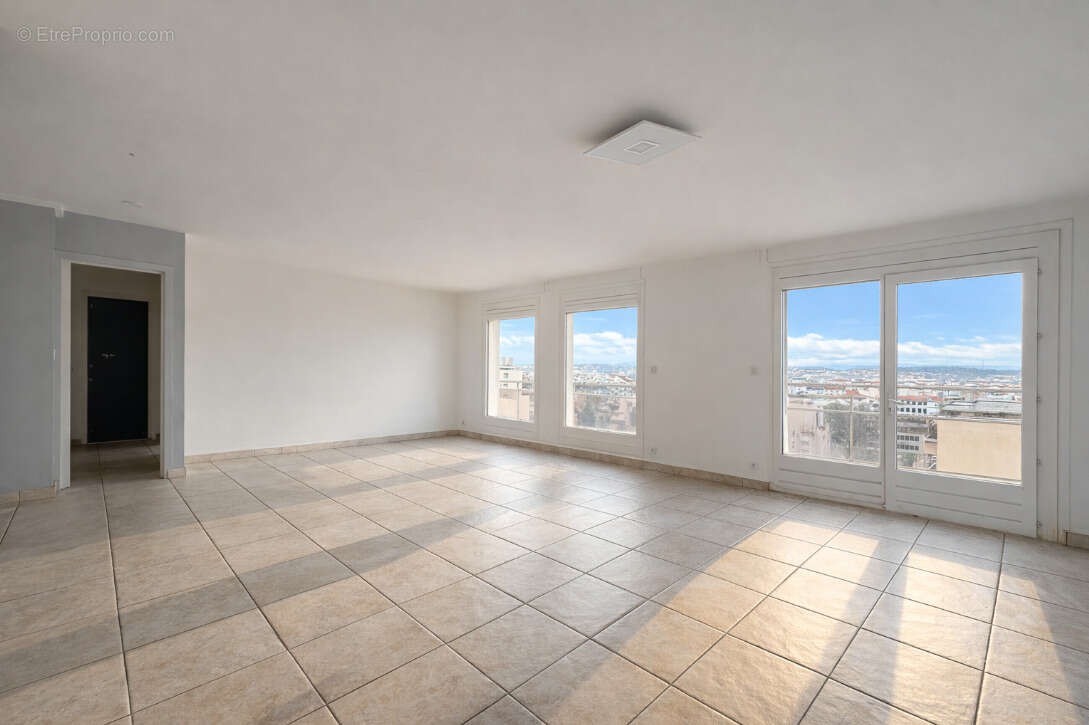 Appartement à LYON-3E