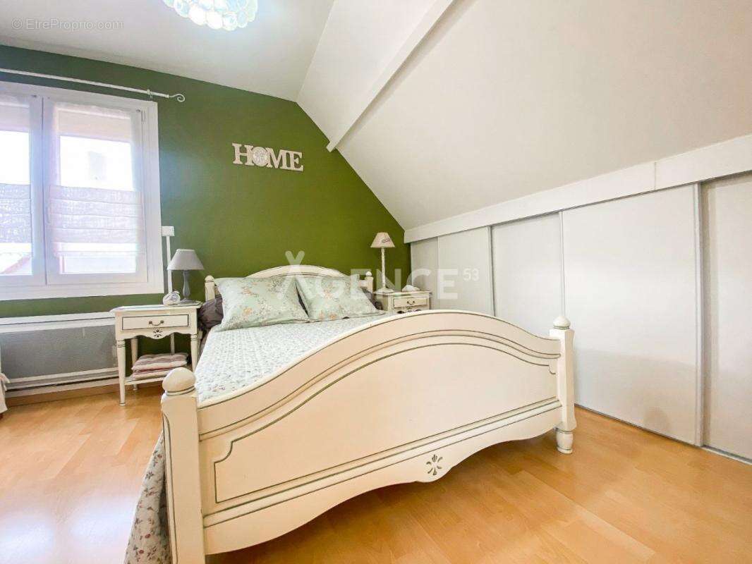 Maison à LONGUENESSE