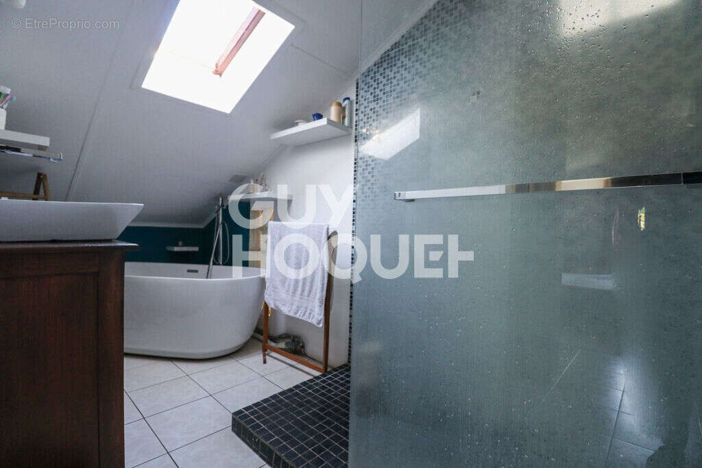 Maison à SAINT-DENIS