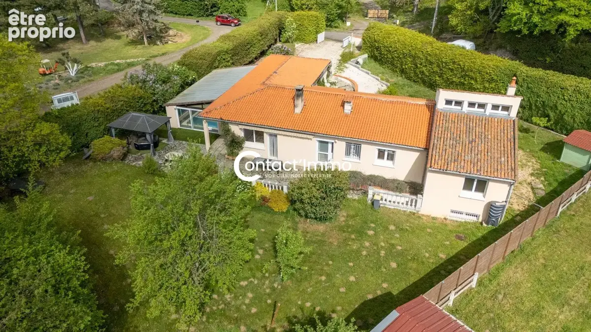 Maison 6 pièces 180 m² à vendre à Aydat (63970) - photo 2