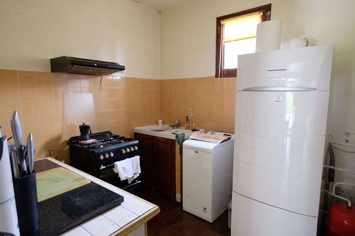 Maison familiale de 123 m² au sol sur 1 278 m² de terrain - photo 7