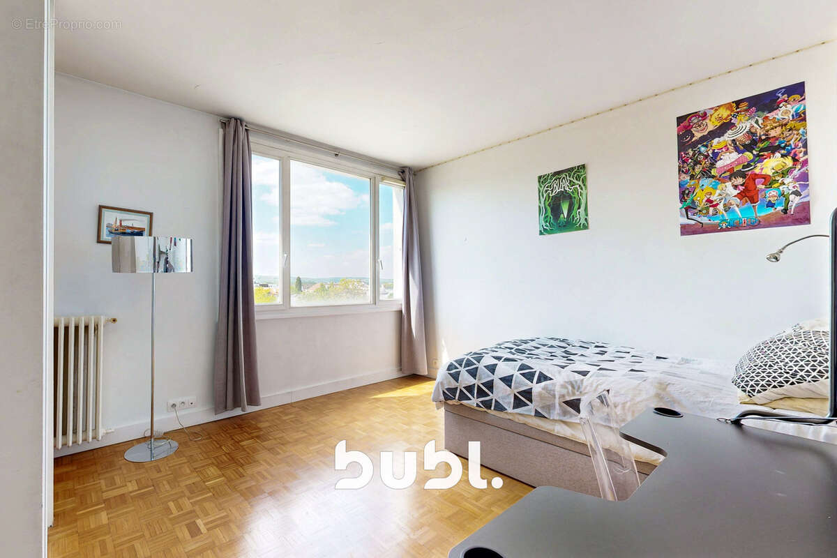 Appartement à RUEIL-MALMAISON