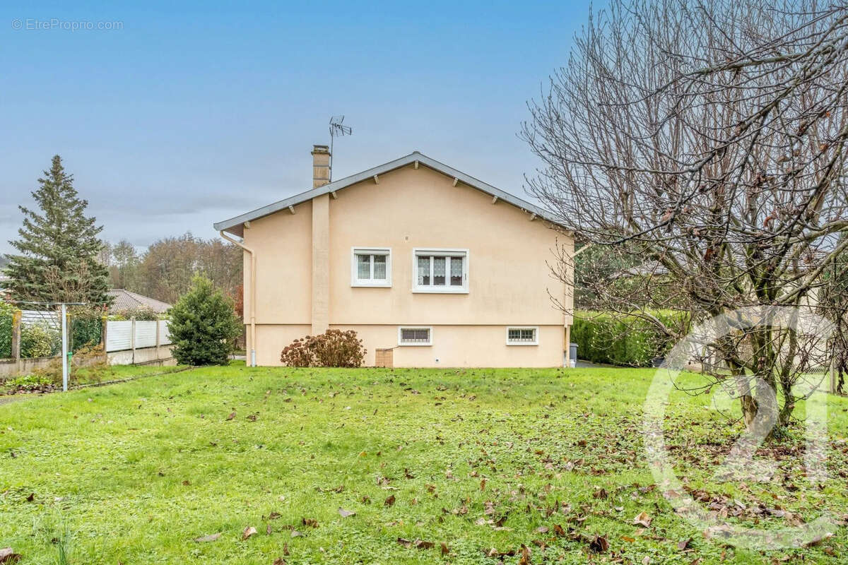 Maison à FRANS