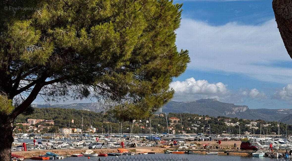 Terrain à LA SEYNE-SUR-MER