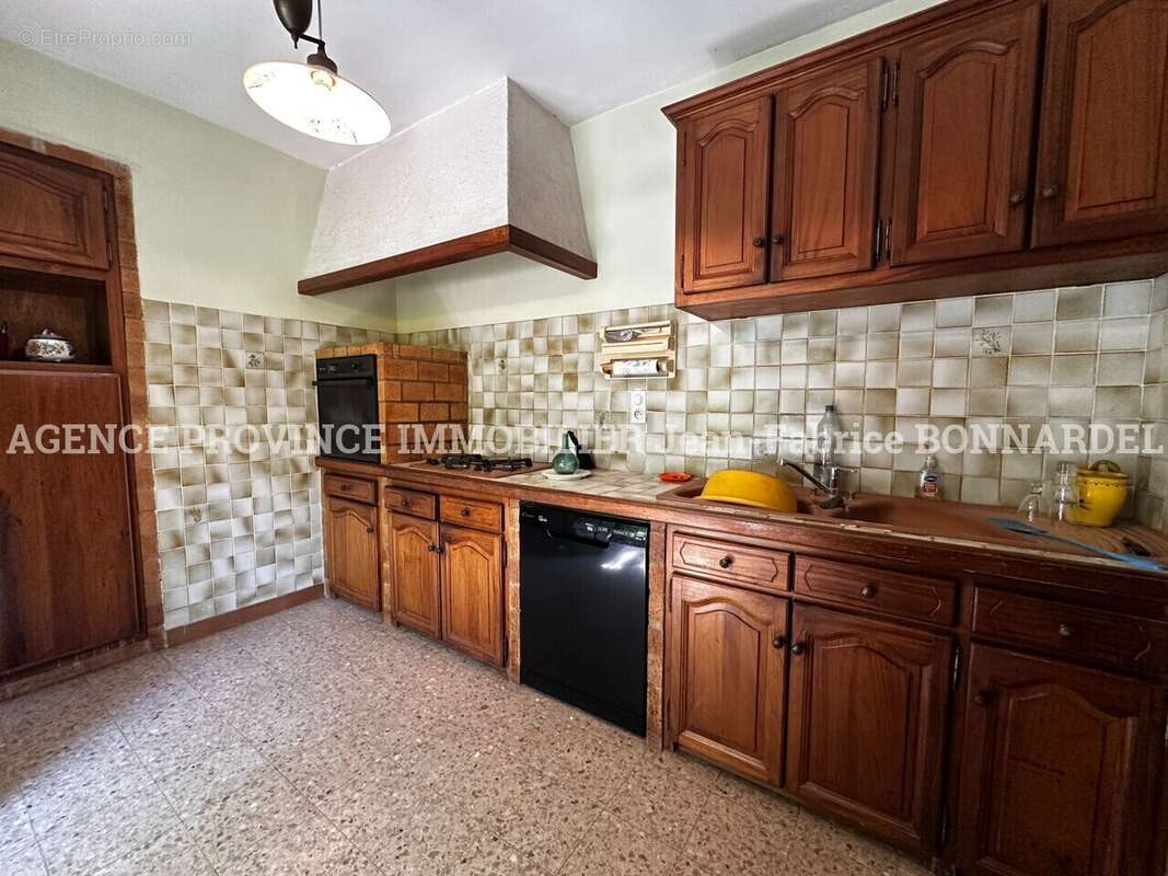 Maison 126 m² à Grignan  - photo 18