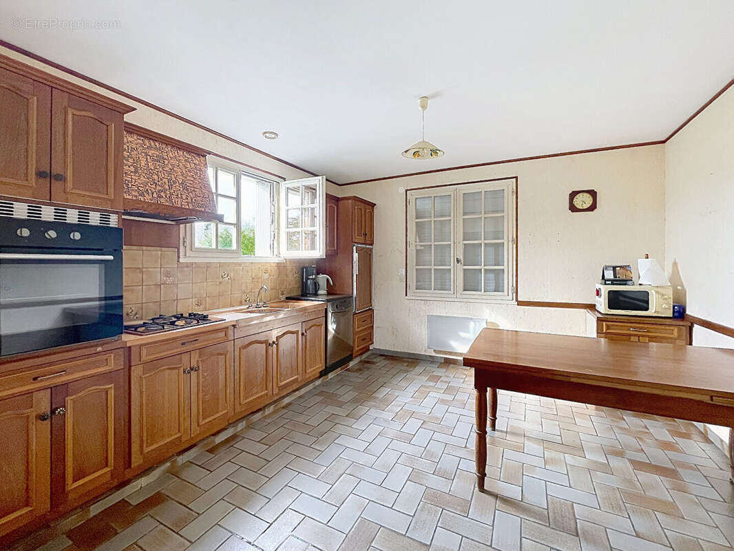 Maison à SAINT-PIERRE-DE-PLESGUEN