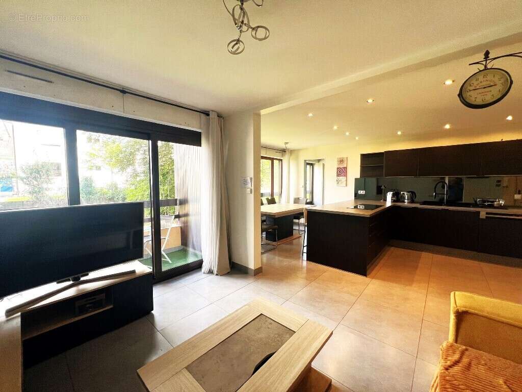 Appartement à MEYTHET