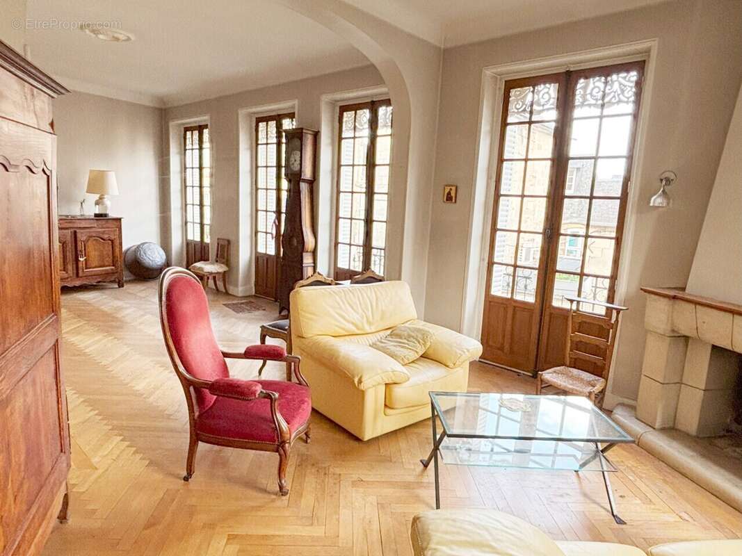 Appartement à BRIVE-LA-GAILLARDE