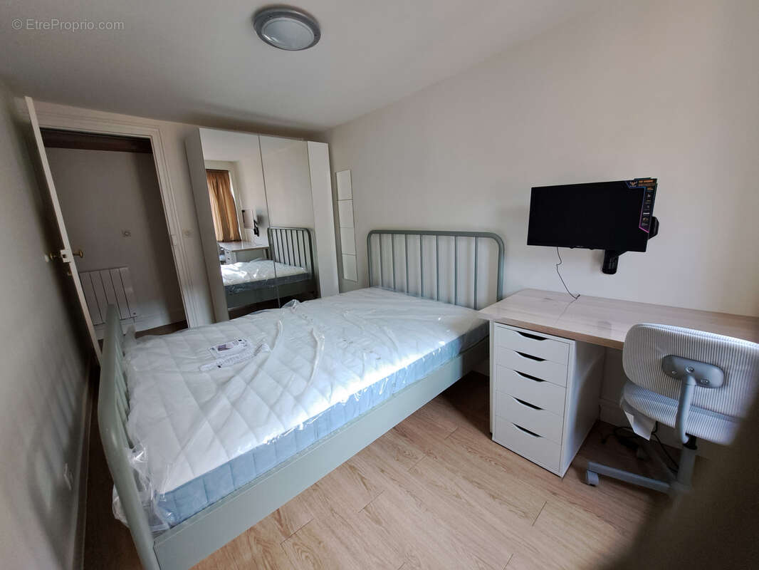 Appartement à PARIS-3E
