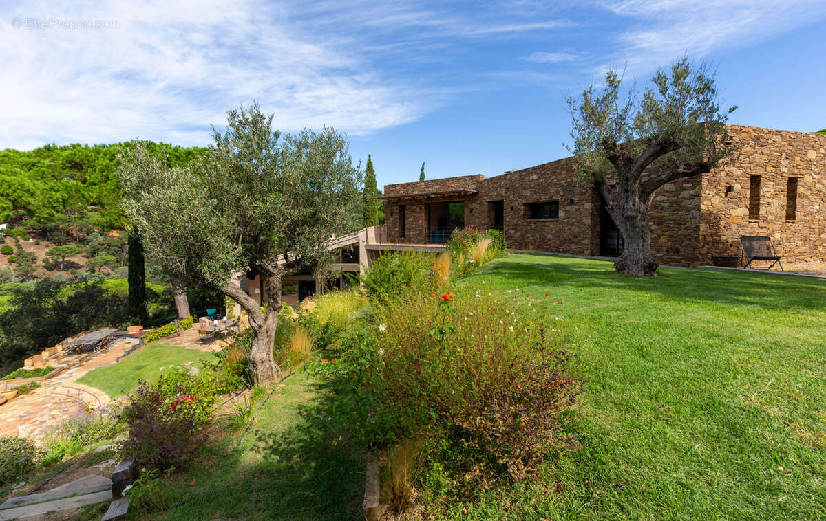 Maison à LA CROIX-VALMER