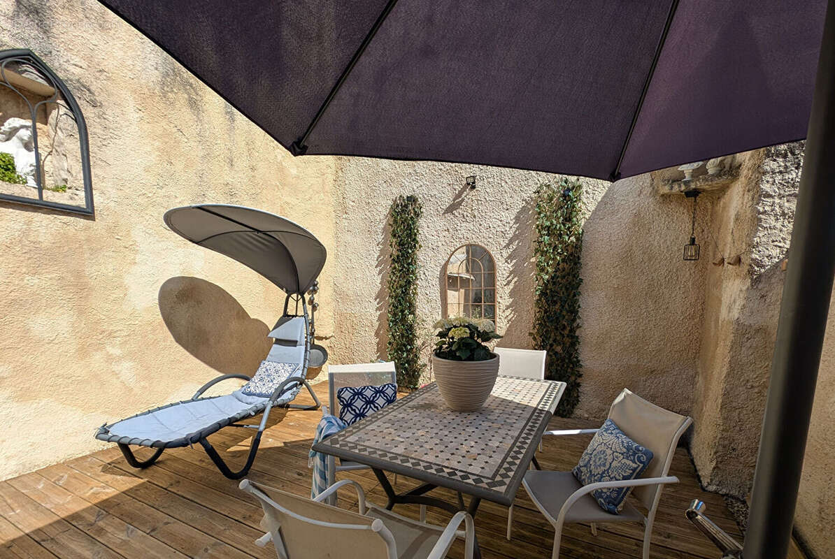 Maison à SAINT-ANTONIN-NOBLE-VAL