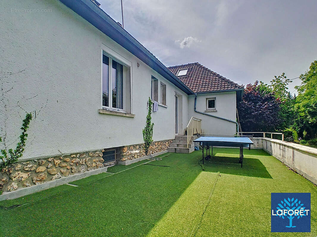 Maison à BERNAY