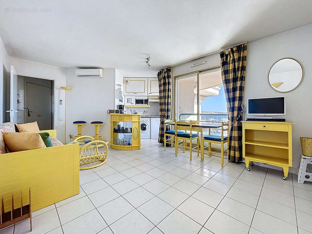 Appartement à FREJUS