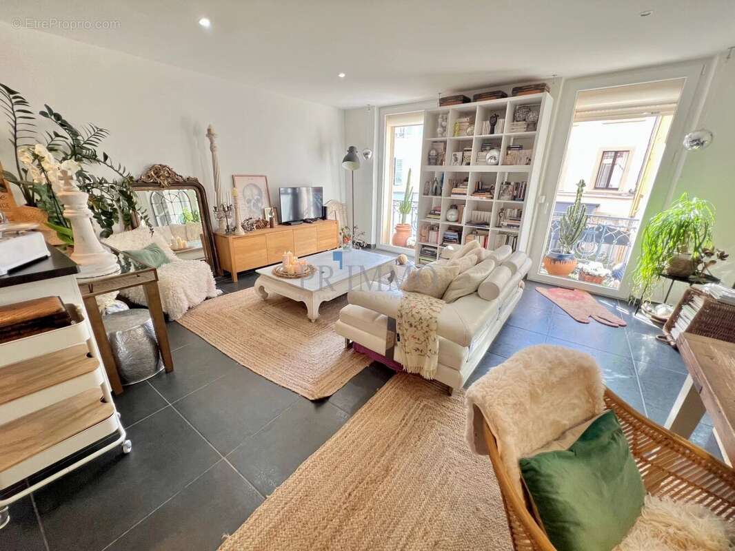 Appartement à FREJUS