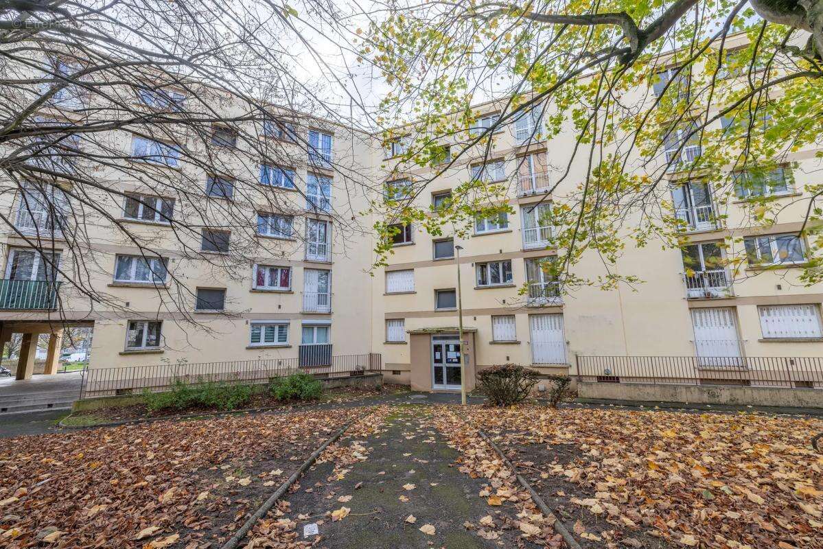 Appartement à GARGES-LES-GONESSE