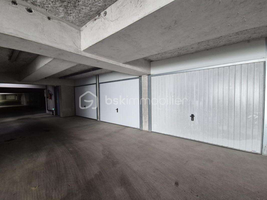 Appartement à SAINT-JEAN-DE-BRAYE