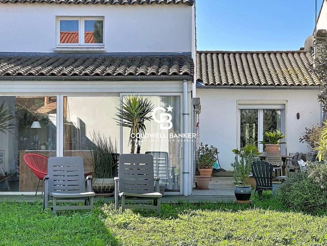 Maison à LA ROCHELLE