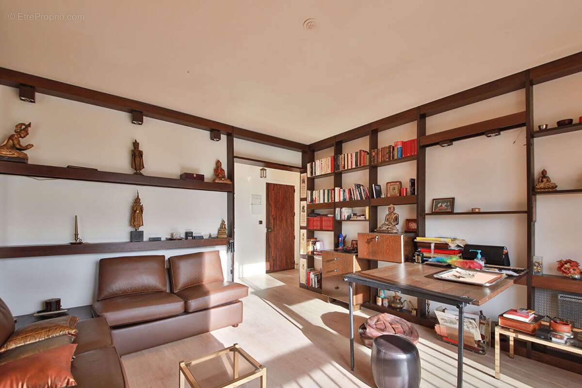 Appartement à PARIS-15E