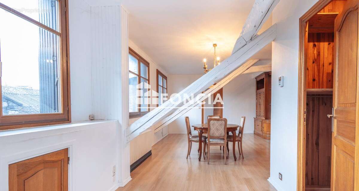 Appartement à VIZILLE