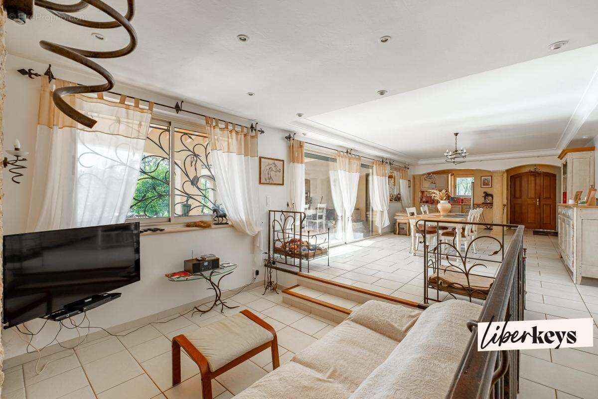 Maison à LA MOTTE