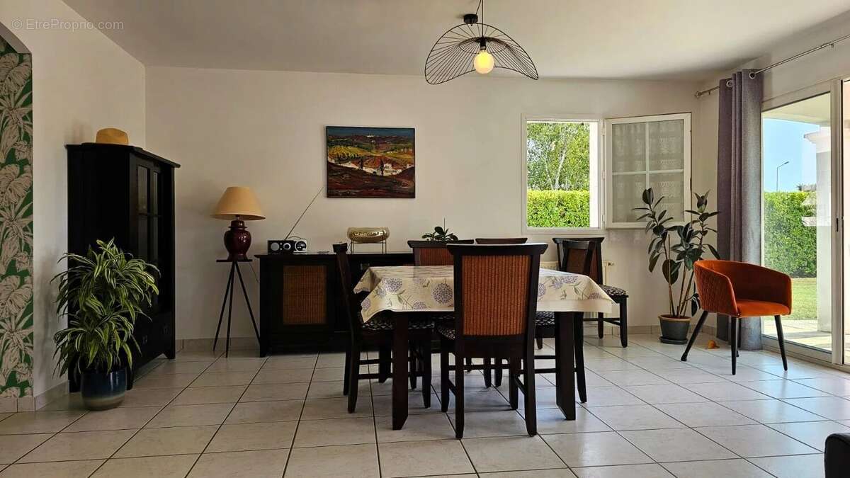 Maison à SAINT-SULPICE-DE-ROYAN