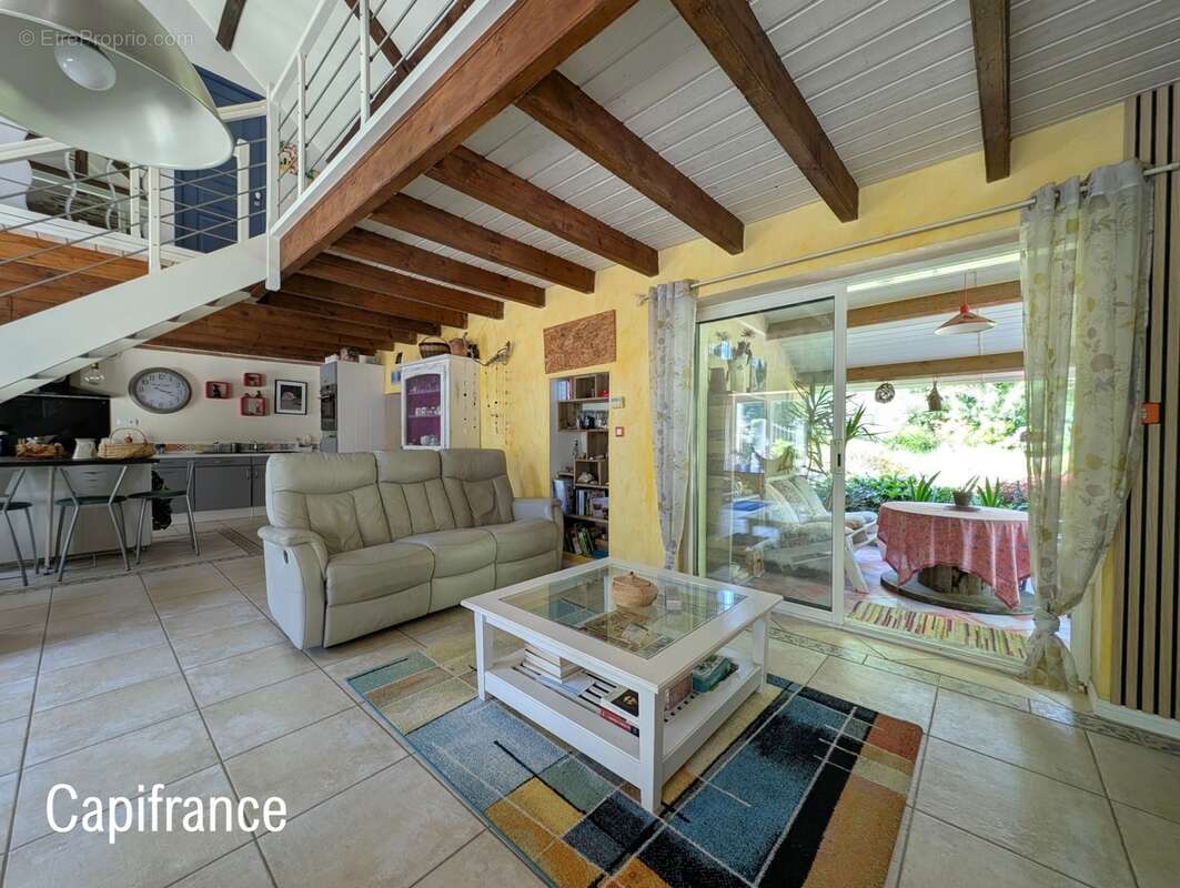 Maison en pierre – PLESSE – 165 m² – Terrain 9 000 m² – Proximité N137 - photo 8