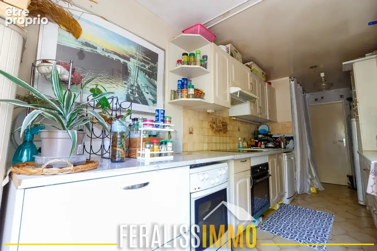 Appartement F4 avec jardin privatif et box ! - photo 6