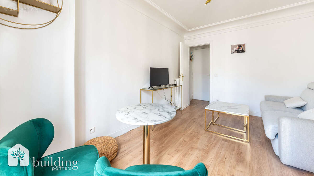 Ternes-Maillot Paris 17ème - Studio meublé 24,41 m² - photo 4
