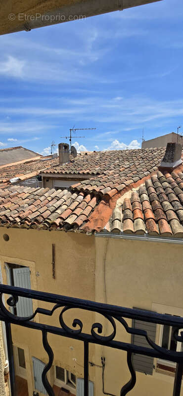 Appartement à LA TOUR-D'AIGUES
