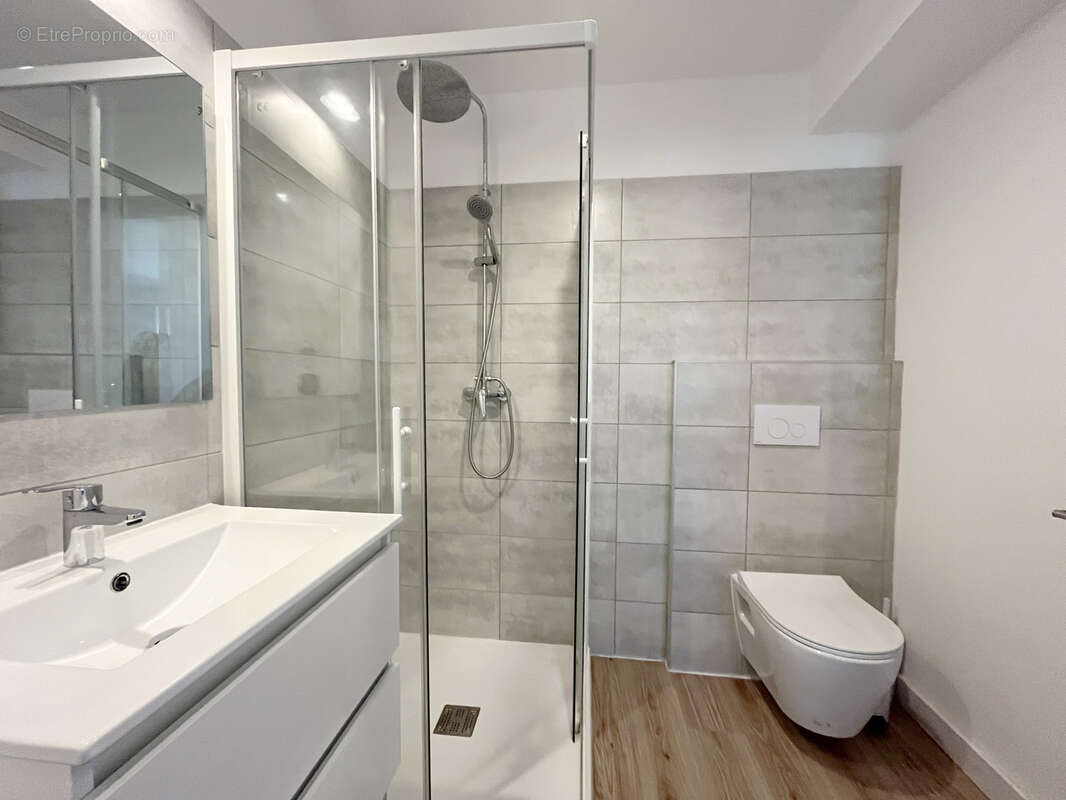 Appartement à LECCI