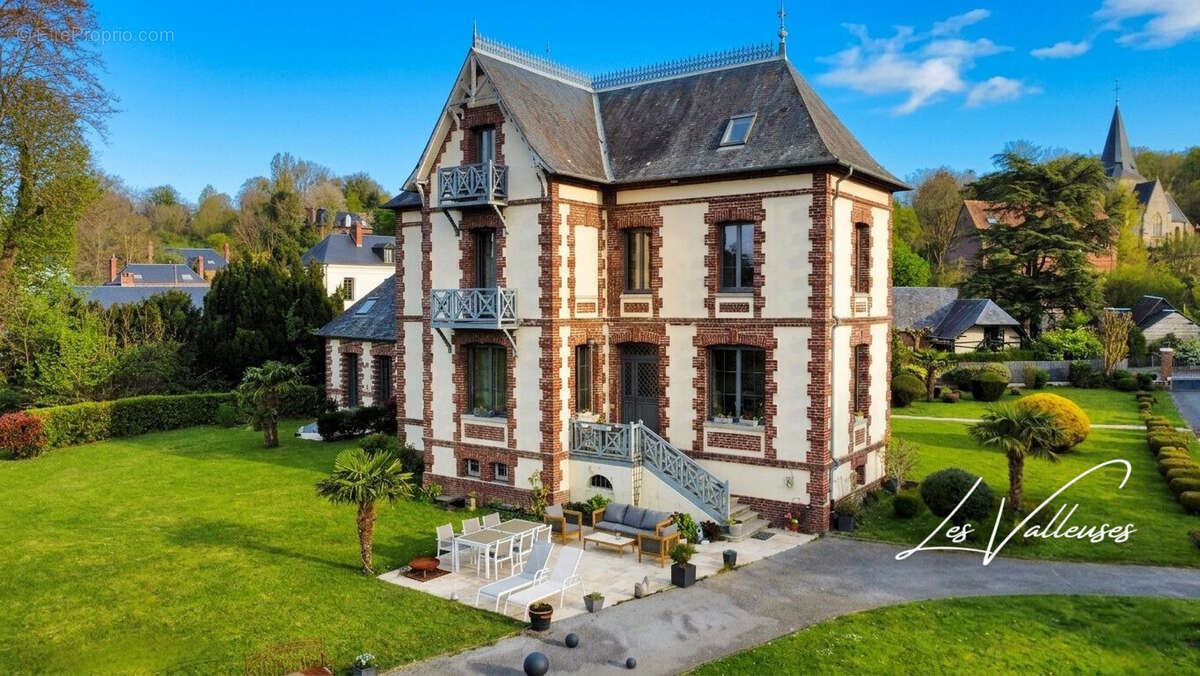 Maison à OUVILLE-LA-RIVIERE