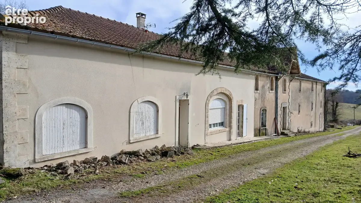 Maison 17 pièces 342 m² à vendre à Courgeac (16190) - photo 26