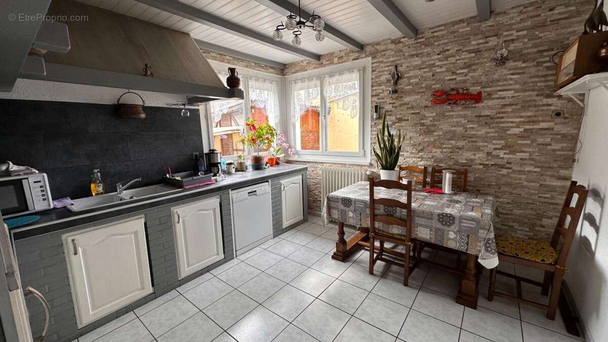 Maison à L&#039;ISLE-SUR-LE-DOUBS