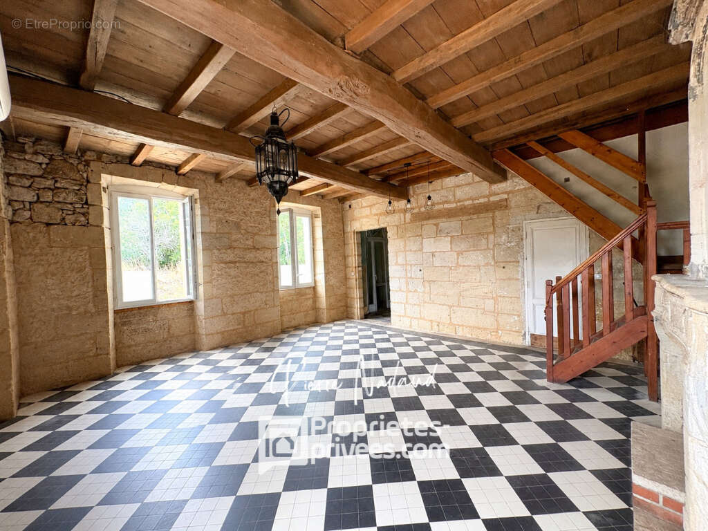 Maison sur la commune de Genissac 4 pièces 3 chambres - photo 6