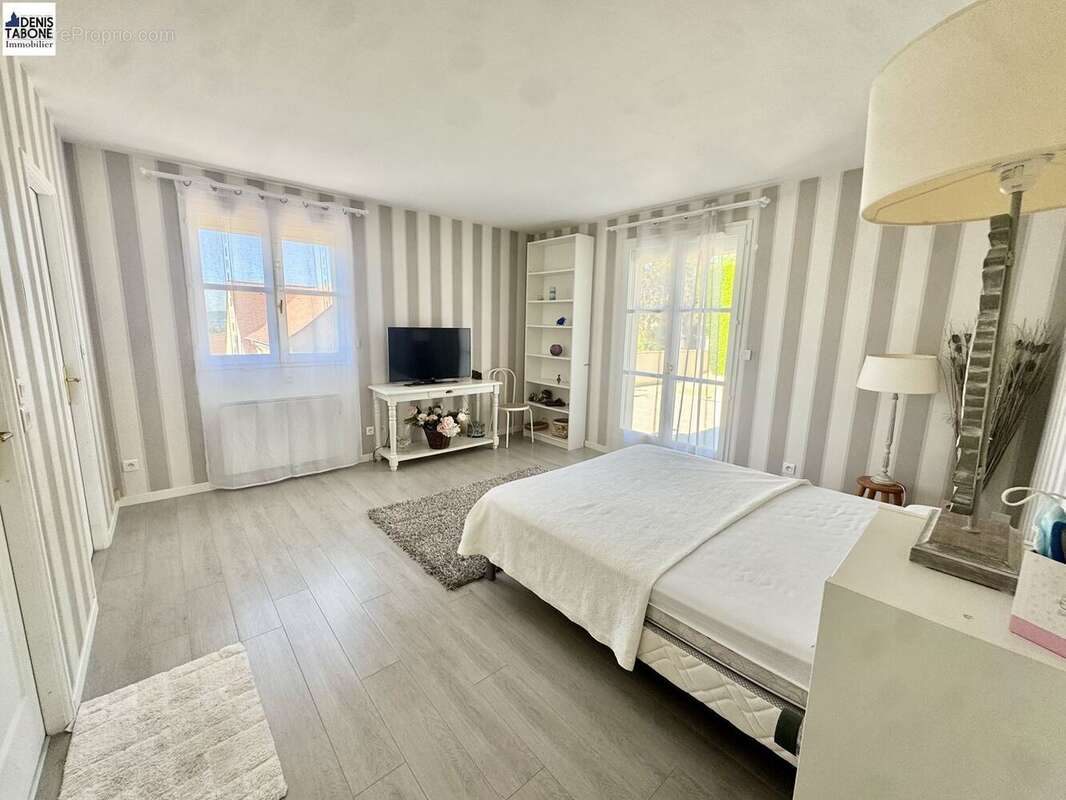 Maison à SAINT-PRIX