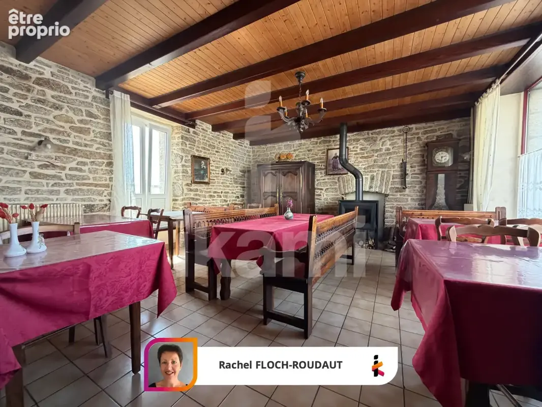 Ensemble immobilier incluant un local commercial, une habitation et un terrain constructible au cœur de Trégun - photo 3