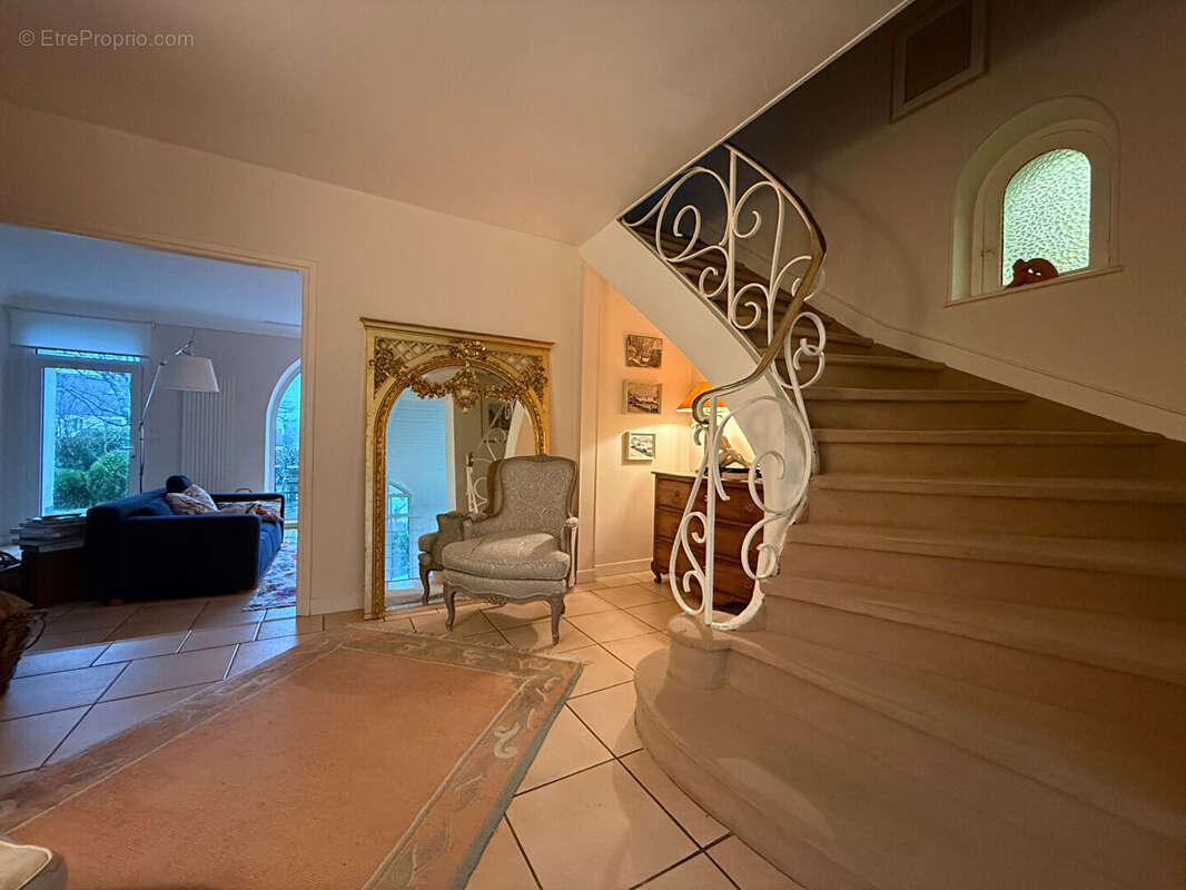 Maison à LE RELECQ-KERHUON