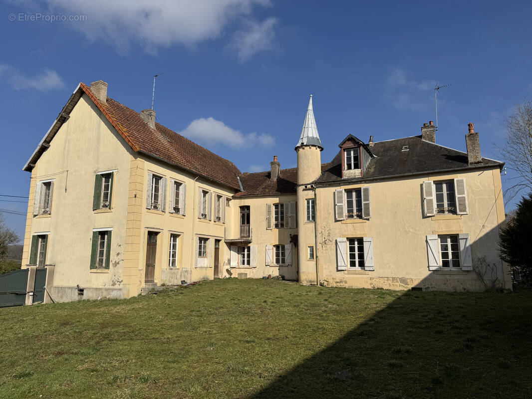 Maison à CORBIGNY