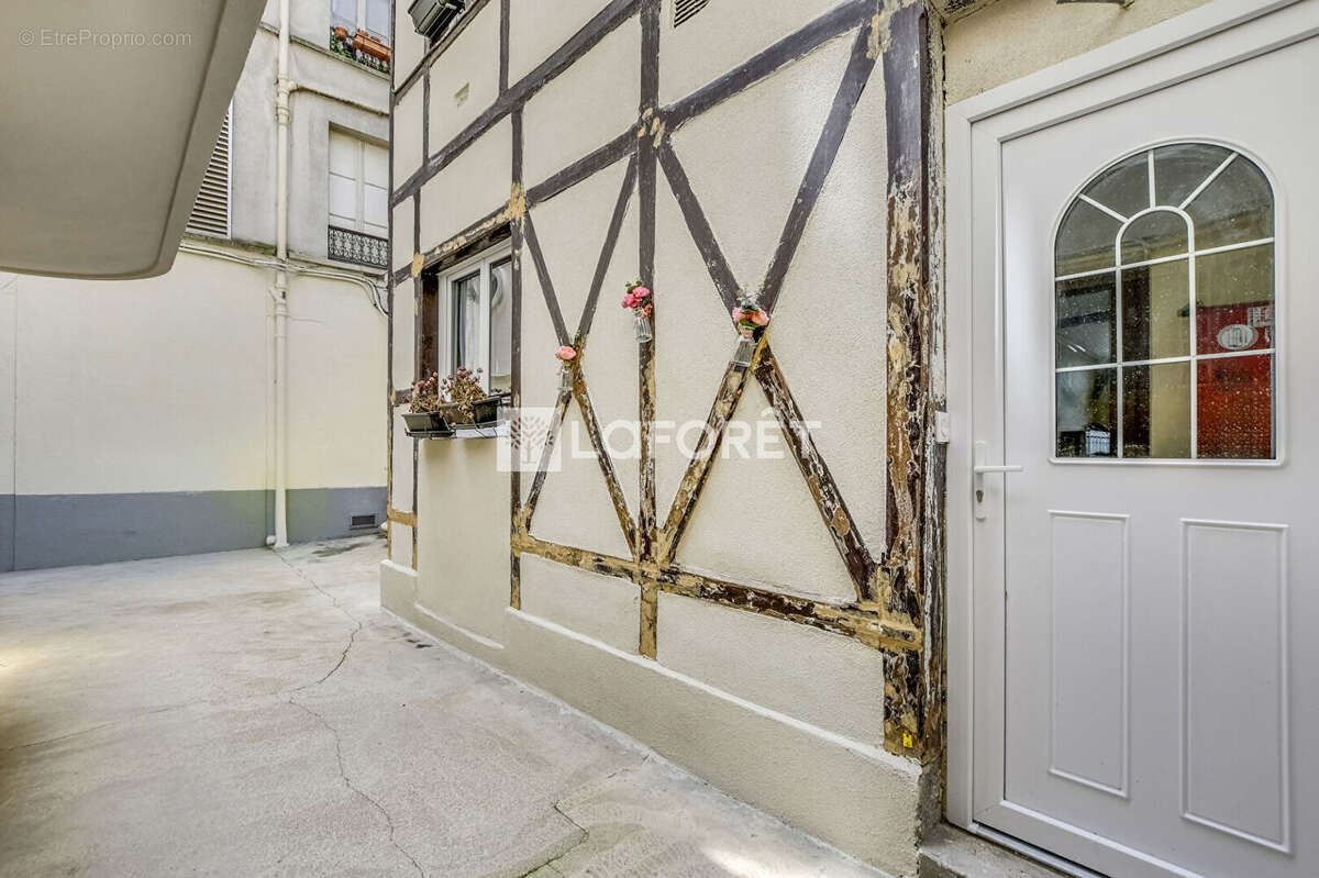 Appartement à PARIS-14E