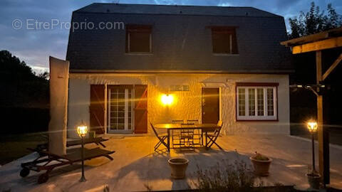 Maison à ARNAC-POMPADOUR