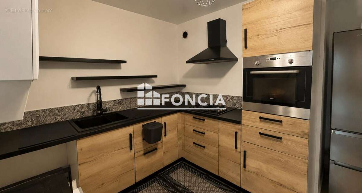 Appartement à LE PONTET