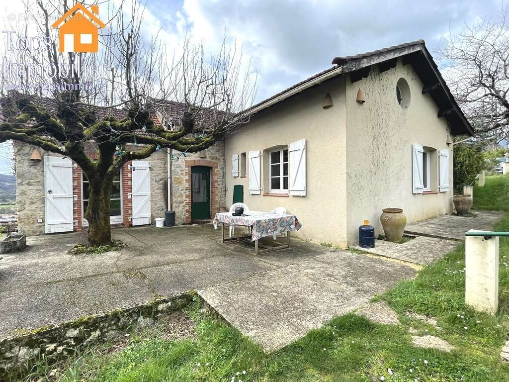 Maison à VILLEFRANCHE-DE-ROUERGUE