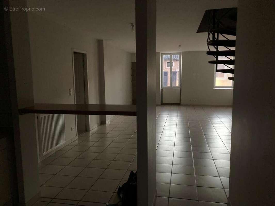 vue sejour cuisine - Maison à CAHORS