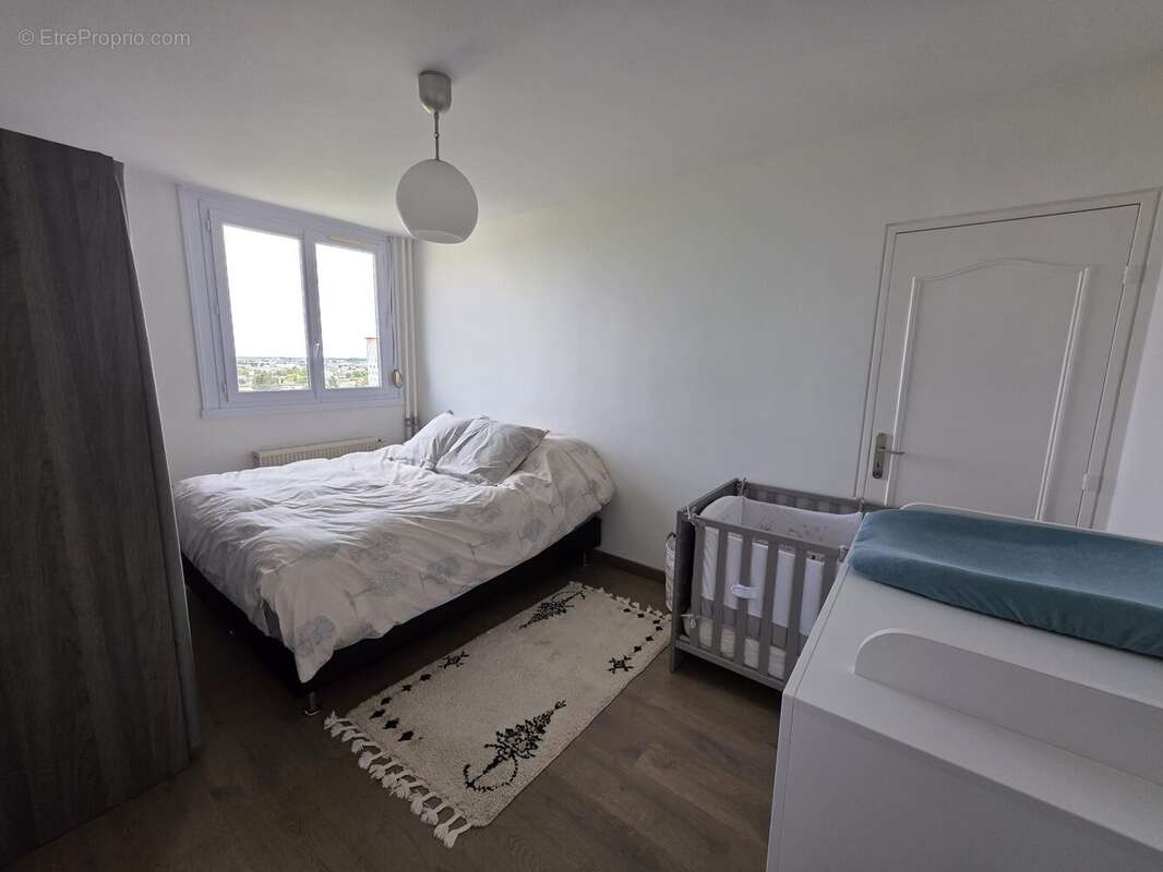 Appartement à CHENOVE