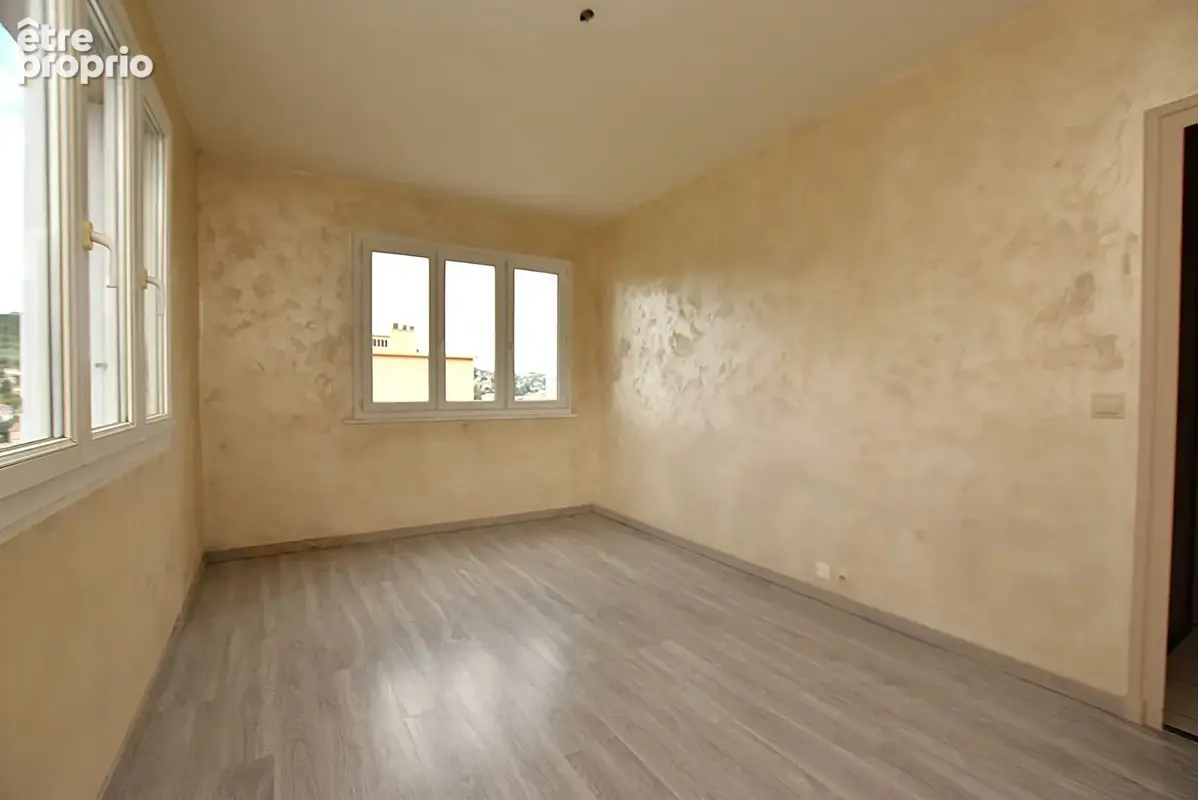 F3 de 75 m² avec garage, ascenseur et balcon - photo 10